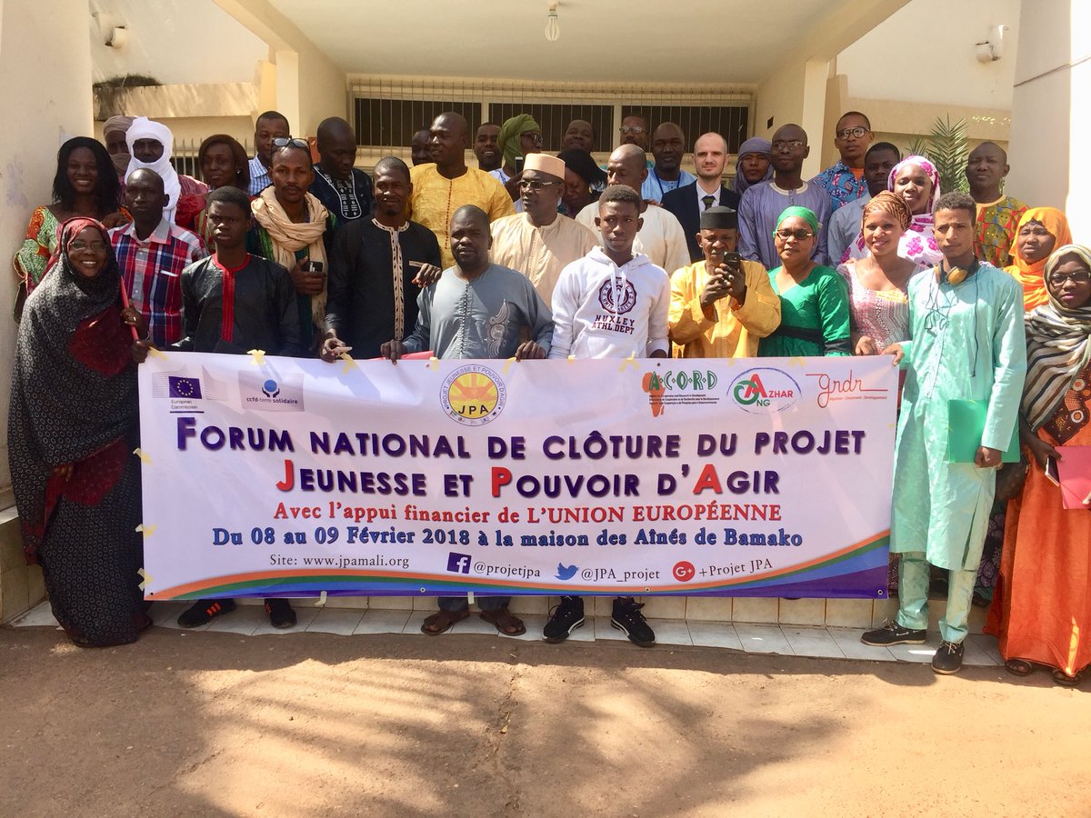 HafizouBoncana's tweet photo. Forum de clôture du Projet Jeunesse et Pouvoir d’Agir JPA du 8 au 9 février 2018 à la maison des Aînés de #Bamako #Mali en présence du SG du Ministère de la #Jeunesse et de la délégation @UEauMali qui finance ce projet #Paix #citoyennete https://t.co/SzIb90OCxY