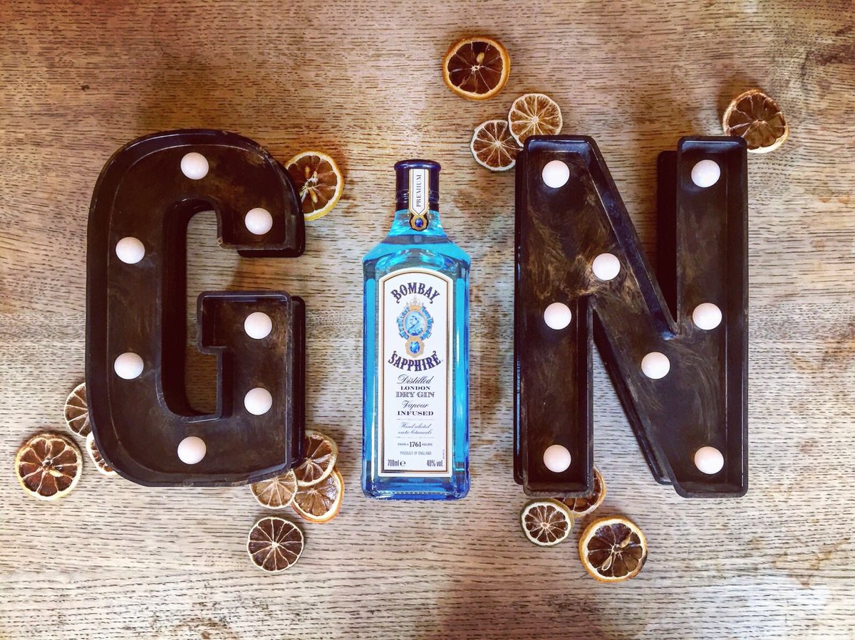 Epicurean_Club's tweet image. Get your Sunday off to the right start: enjoy a G&amp;amp;T on us! Simply download our app, register your details and visit one of our inns or pubs to enjoy your drink.