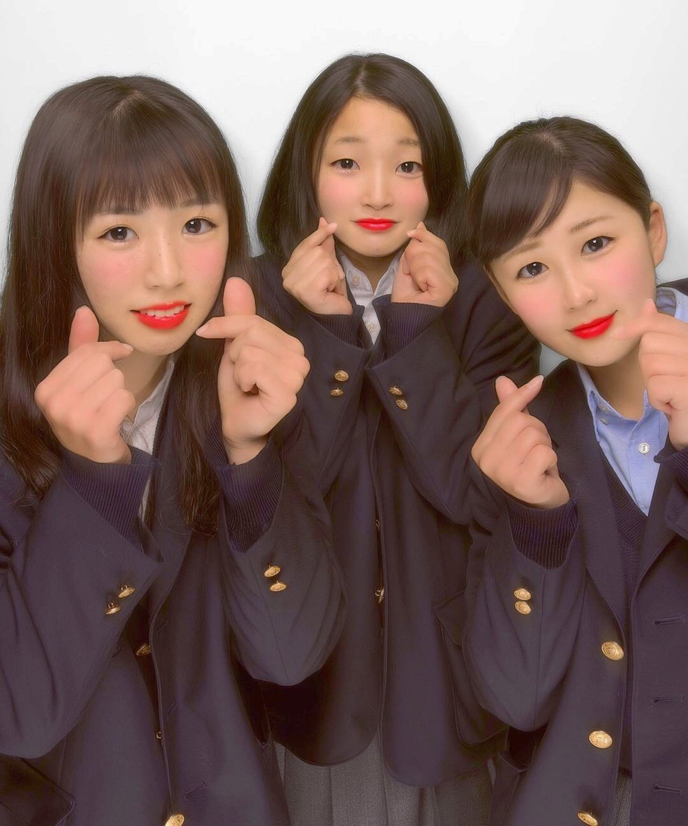sa12na12's tweet photo. 半年ぶりのメンバーで焼肉❗❗
めっちゃ笑った☺
たのしかったー💛 https://t.co/q9PE1YNioc