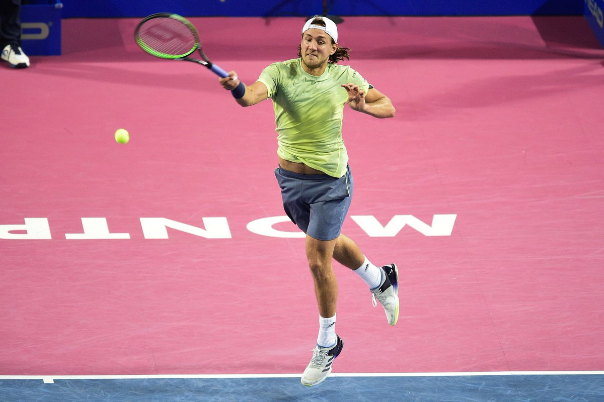 Jeu_Set_EtMatch's tweet photo. Lucas #Pouille (n°17) 🇫🇷 remporte son cinquième titre à #Montpellier ! En finale ce dimanche, il prend le meilleur sur Richard #Gasquet (n°33) 🇫🇷 en deux sets 7-6 (2), 6-4. #OSDF18 https://t.co/b737FoLSYk