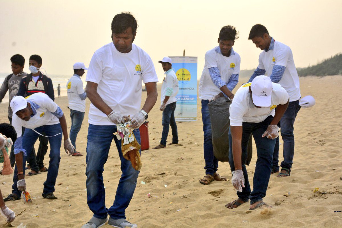sudarsansand's tweet image. It was heartening to be part of Chandrabhaga beach clean-up at #Konark , along with young local volunteers , always happy to associate with @Cleanbeachfest look forward to do more for #cleanbeachIndia