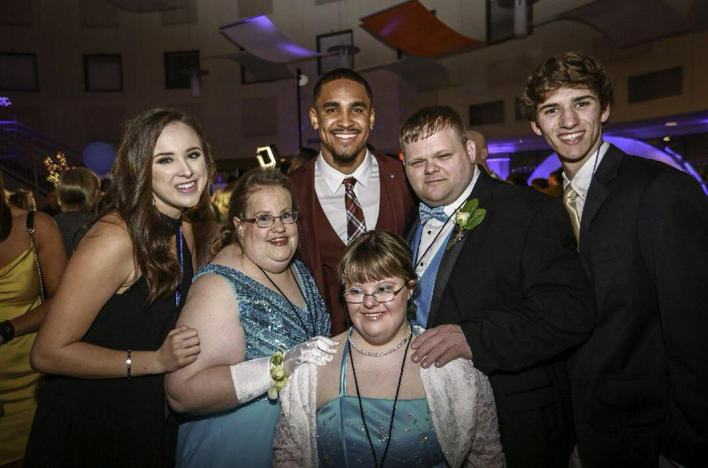 whnt's tweet photo. Jalen Hurts helps make Tim Tebow Foundation’s Night to Shine event a night to remember https://t.co/TdPfzudhQK https://t.co/sDabh1GPSO
