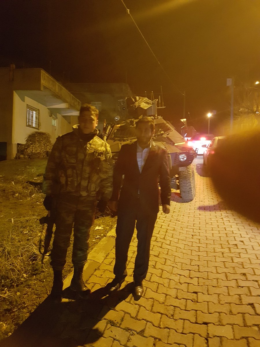 " Her Bitiş Yeni Bir Başlangıçtır.
Unutmayın!..
Güneşin Batışı Doğacağına Delalettir.
Karanlığın Sonu Hep Aydınlık,
Gecenin Sonu Şafaktır... "