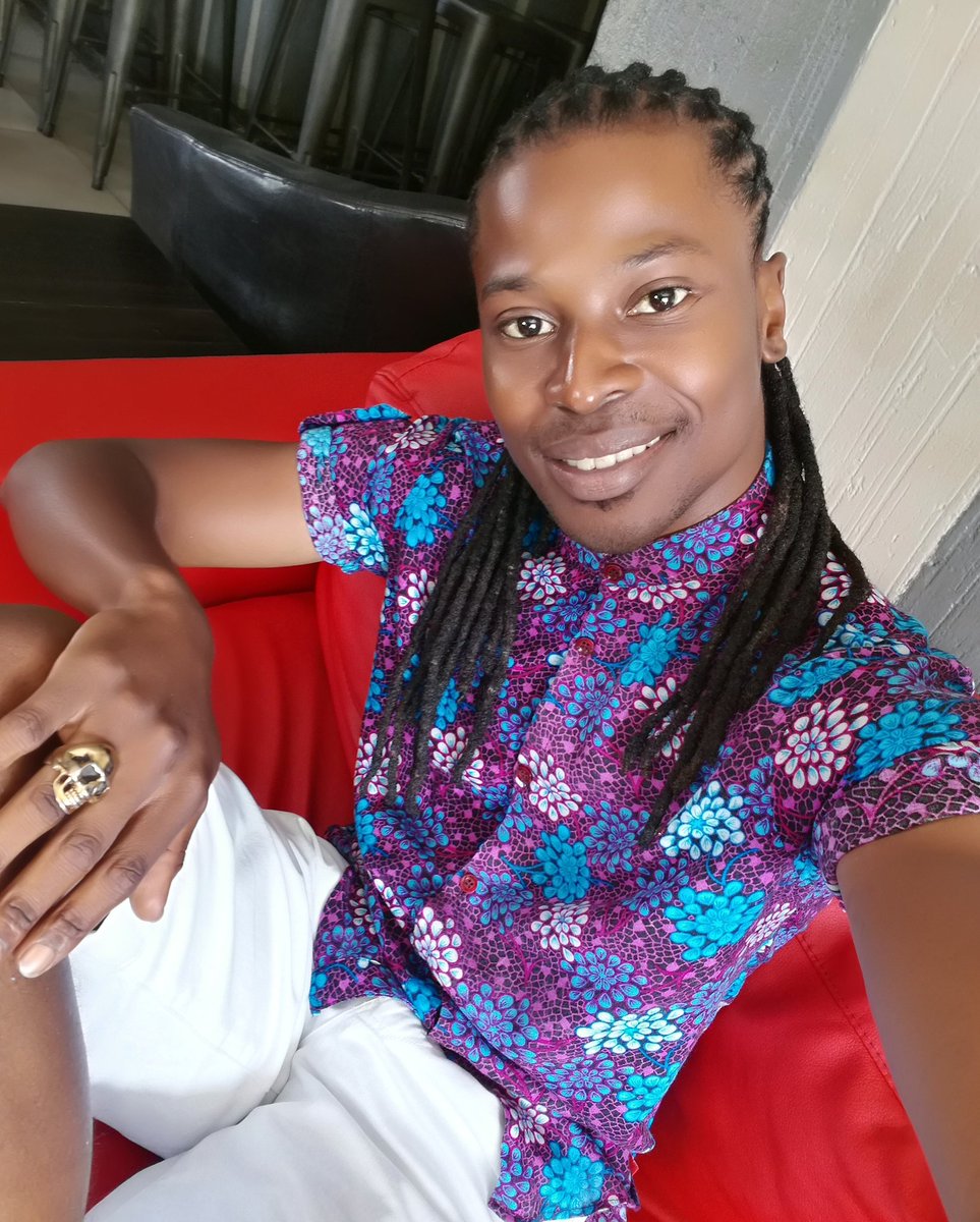 TebogoLouwSA's tweet photo. I Love things and things Love me #filter4what #ndimLouw https://t.co/5JJ5gK1ssp