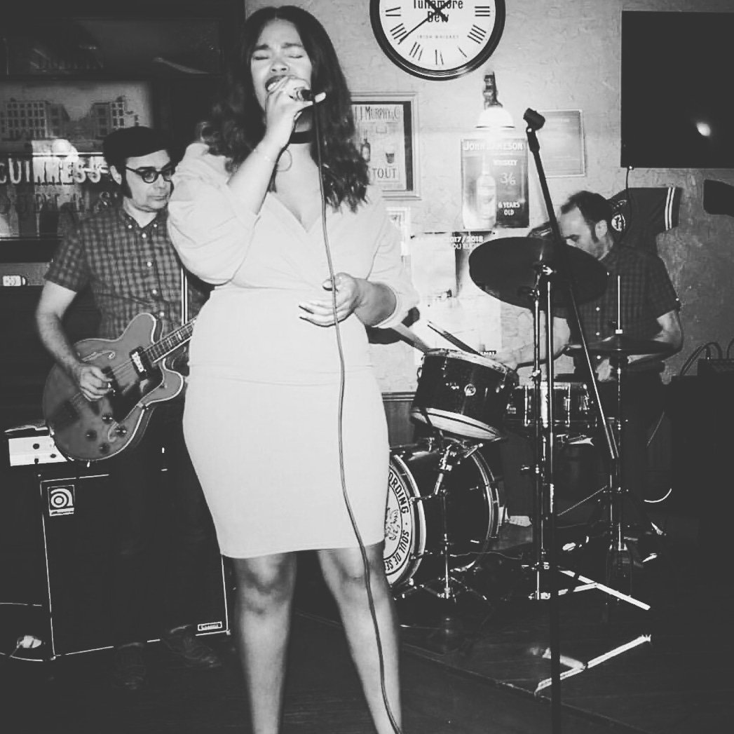 09/02/18
P.O.J 
Compiègne.

#soulmusic #singer #french