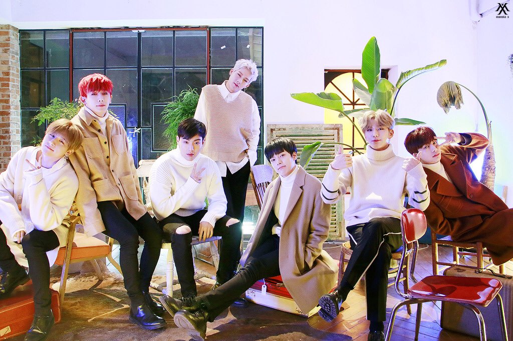 OfficialMONSTAX's tweet photo. [#MONSTA_X]
'#몬스타엑스'와의
달콤한 #홀리데이 시즌6☘️

✔️180205-180211
몬스타엑스와 ‘#몬베베’가 함께한
여섯번째 홀리데이❤️
즐겁고 행복한 일주일이 되었길 바라요😄
다음 홀리데이도 함께해요 👋🏻

#MX_HOLIDAY6 #MX홀리데이6 https://t.co/vigHLsGHv1