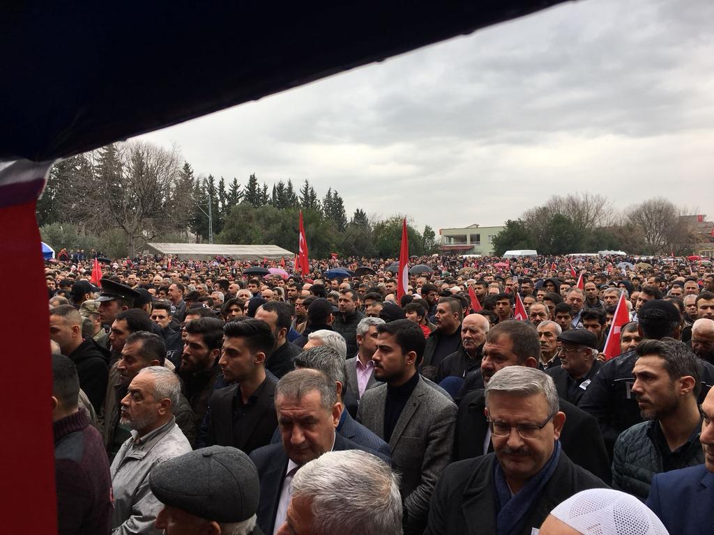 Zeytin Dalı Harekatı sırasında terör örgütü PYD/PKK/KCK/YPG/DEAŞ mensuplarıyla çıkan çatışmada 10 Şubat 2018 Cumartesi günü şehit olan Piyade Uzman Çavuş Oğuzcan Ekiz için Erzin İlçesinde tören düzenlendi.