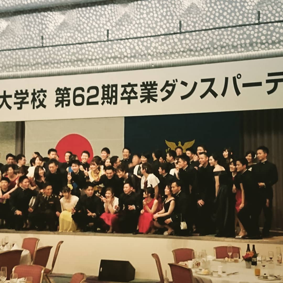 若松 Sur Twitter 防衛大学校卒業ダンスパーティー