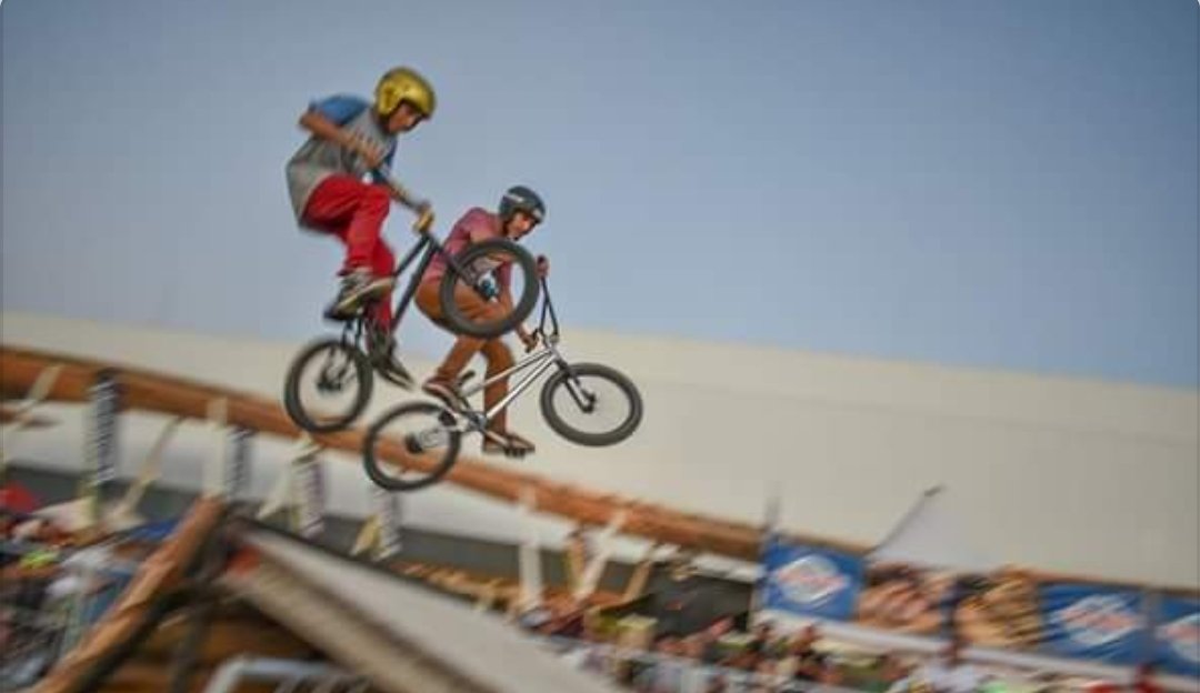 UDE presente en: "XRiders",  evento de motos, el 10 y 11 de febrero en Centro de Convenciones de Punta del Este. El evento cuenta con  pilotos europeos y latinoamericanos.