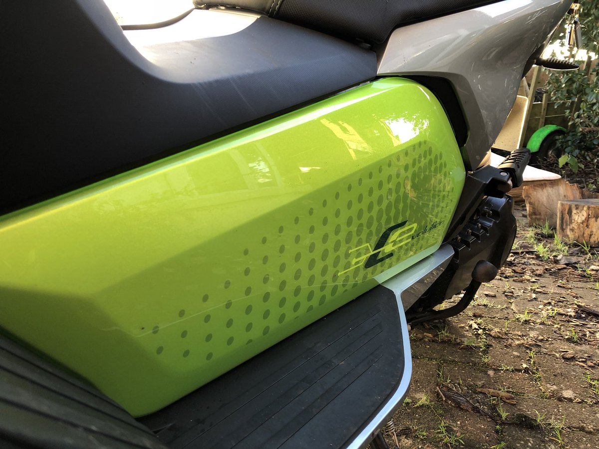 jemweb's tweet image. @BMWMotorrad @VinesBMWBikes @BMWMotorradUK  #Cevolution #Scooter. #Electric. Awesome machine.  #BMW @driveand_ride #driveandride.org.