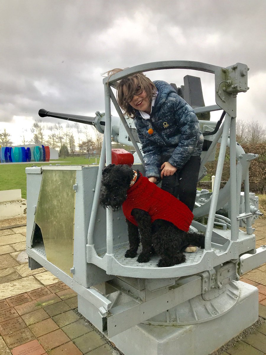 JustineKKenny's tweet photo. Visit to the @Nat_Mem_Arb today for Paws for Remembrance. #paws2018 #dogsoftwitter https://t.co/hp7YL5ReO6
