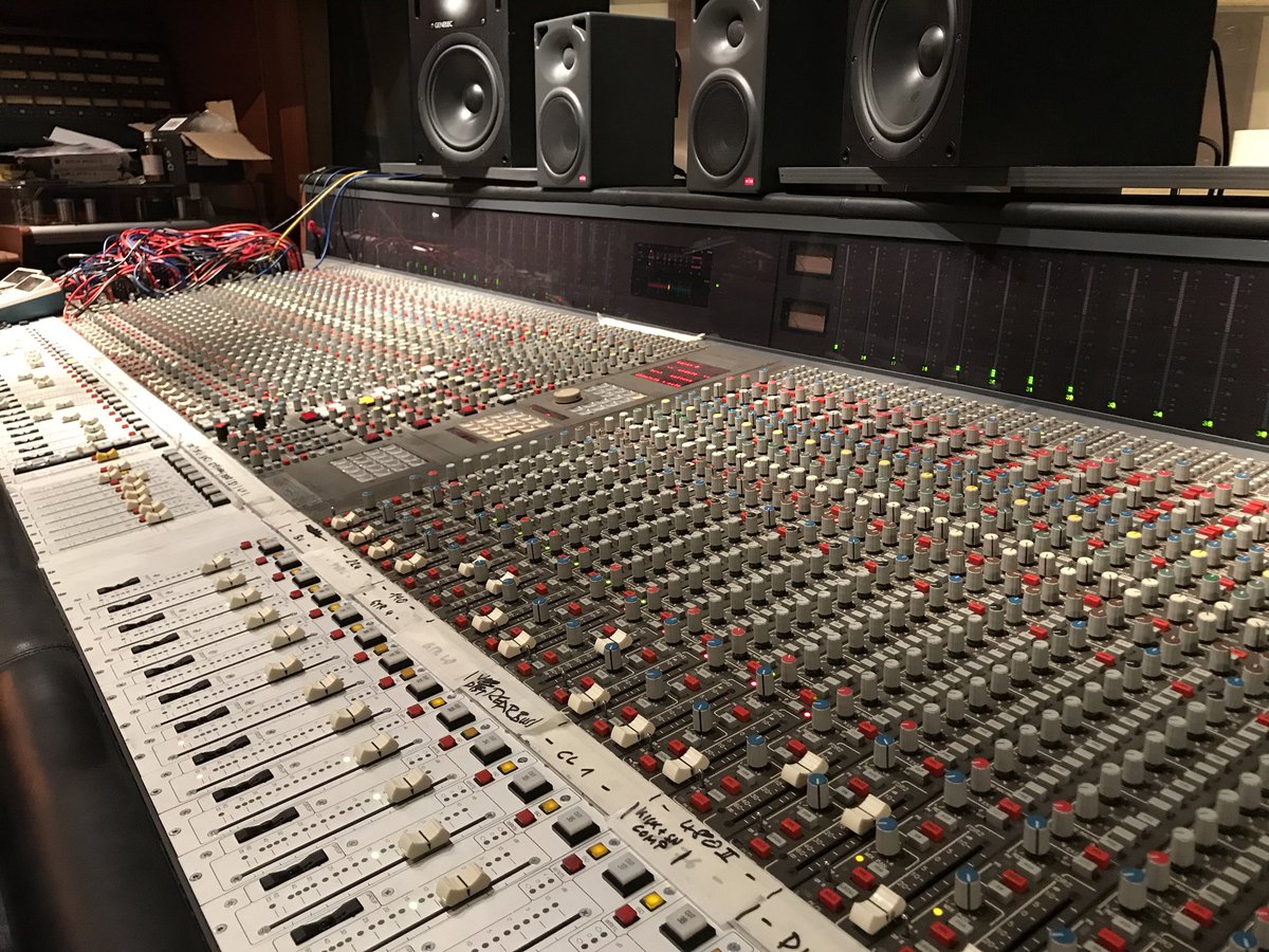 Ahoi! Wir sind im Studio und freuen uns riesig an den neuen Songs zu arbeiten. #neuesalbum