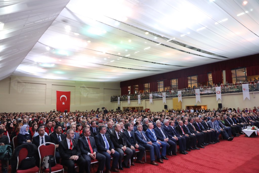 Bakanlığımızca Antalya'da düzenlenen "ASDEP Görevlileri Hizmet İçi Eğitim Programı"nın son gününde, İl Müdürlerimiz, SHM Müdürlerimiz ve yurdun dört bir yanında vatandaşlarımızın derdine derman olamak için çalışan ASDEP personelimizle bir araya geldik.
