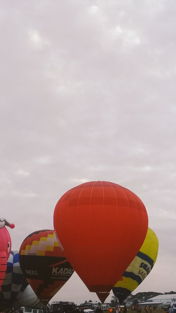 crymeariva's tweet photo. Never thought I'd get to witness this beauty.
This answered prayer came sooner than expected, thank you Lord.❤
#PIHABF22
#WatchTheSkies https://t.co/qqep8nLGKv
