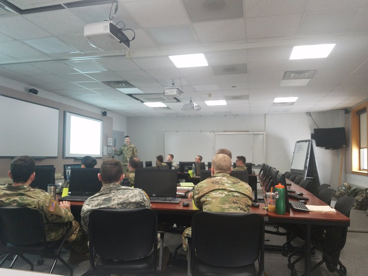 ThisIsVT's tweet photo. More classes this morning for the students of the Basic Leader Course at Camp Johnson #VTNG #NationalGuard #BLC https://t.co/a78nLpqc0I