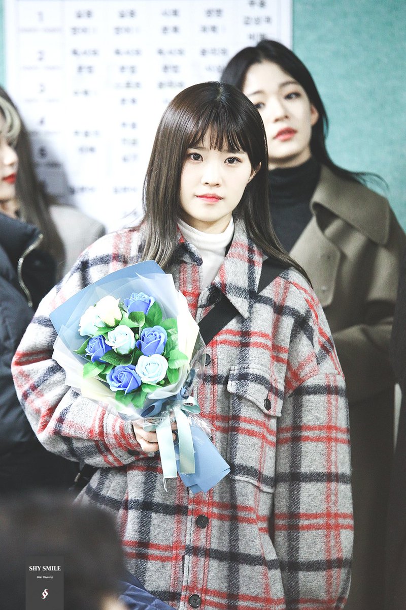 _ShySmile's tweet photo. 180209 한림예고 졸업식

기억을 걷다보면

#fromis_9 #프로미스나인 #송하영 https://t.co/S1y9ptceb2