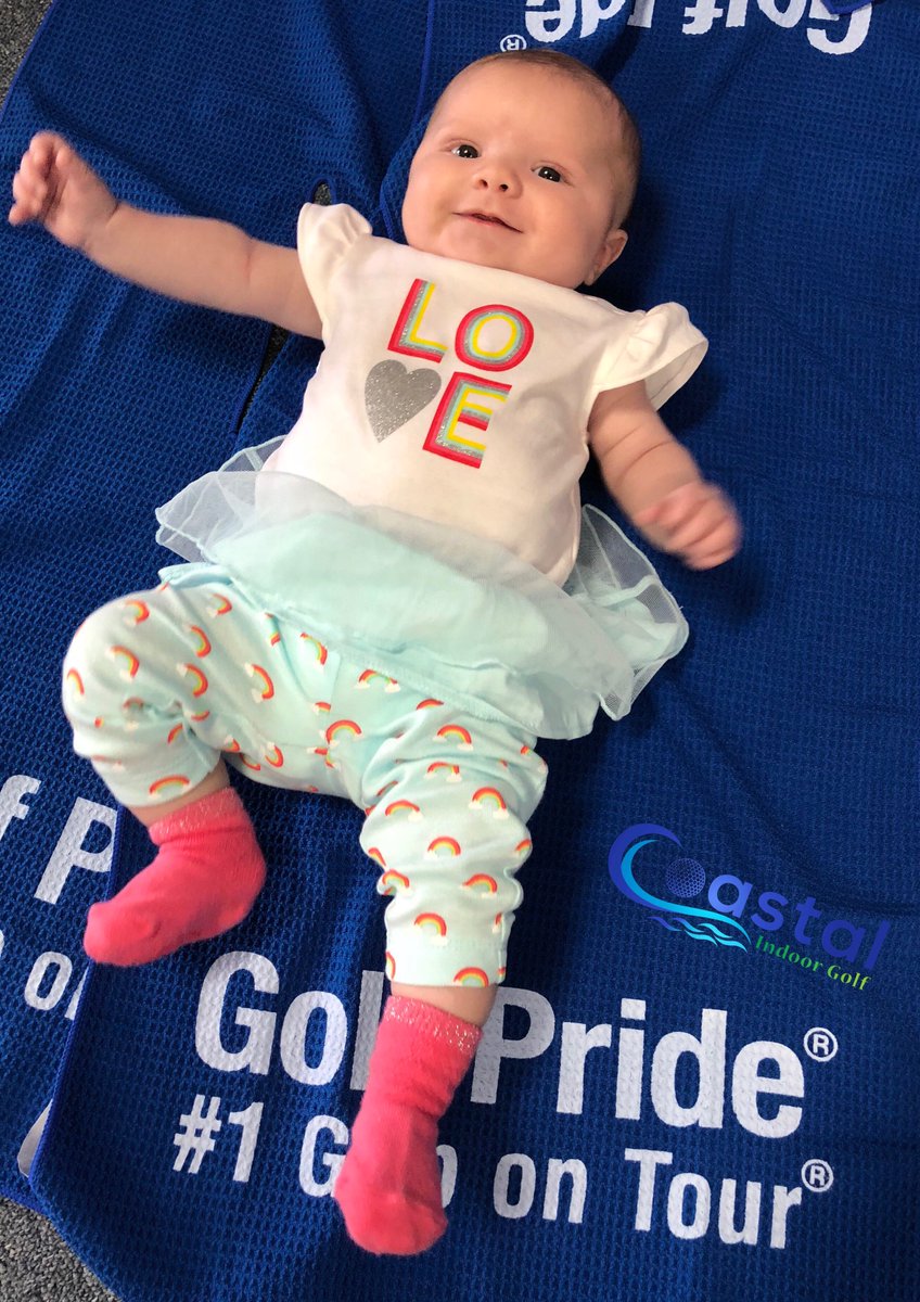 CoastalndorGolf's tweet photo. The newest owner at Coastal Indoor Golf representing Golf Pride #arleighkathryn says “come see my daddy to get your grips refreshed and ready for the golf season”
.
.
#golfpridegrips #golfgrips #coastalindoorgolf #teamtrackman #jumbogrips #cp2pro #tourwrap #jaxbeach #pga https://t.co/70qTdy3DSC