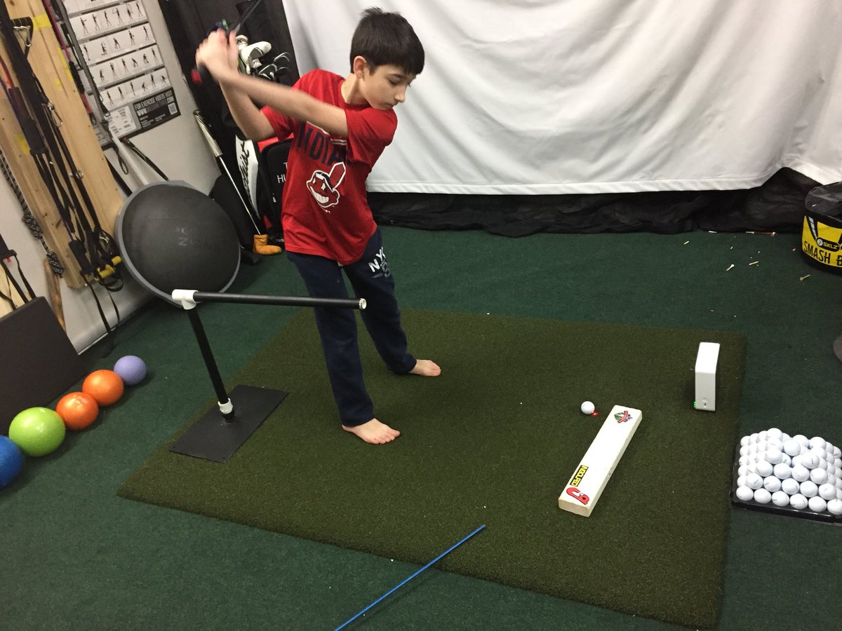 ingolfed's tweet photo. Got my son workin that #Drive365 working everyday toward his goal of making varsity as a freshman https://t.co/J34t6DPx4b