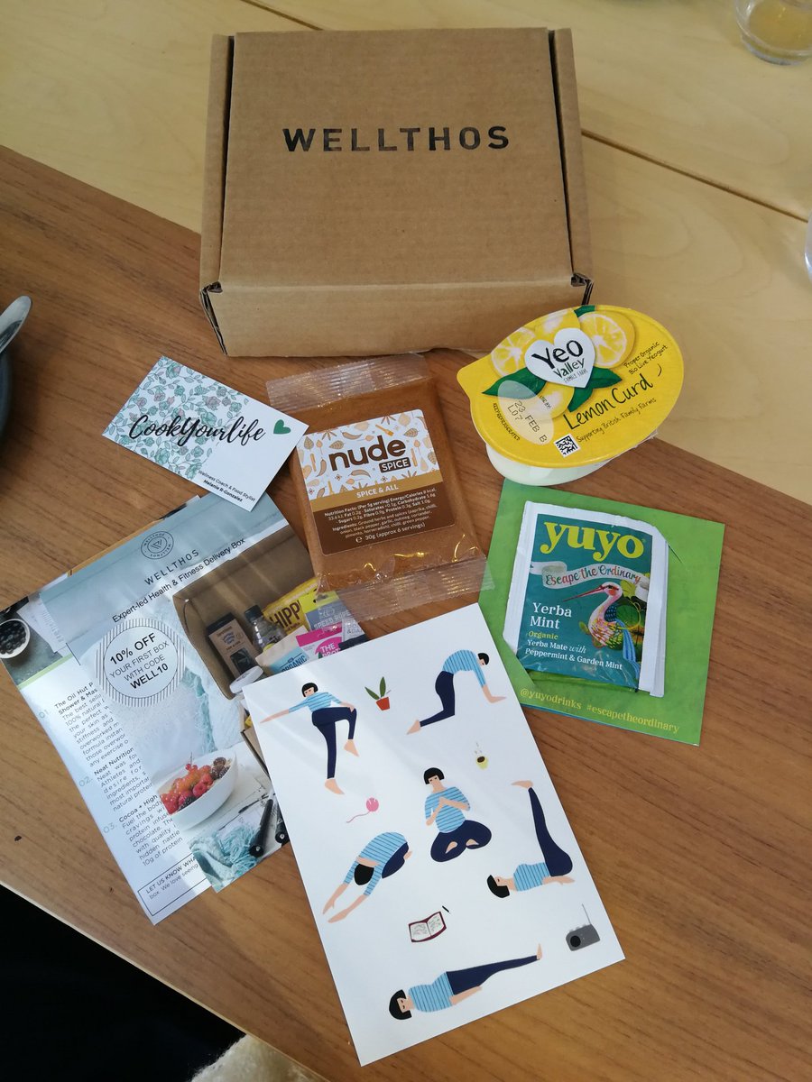 Started my Sunday with a dreamy yoga+event from <a href="/Cookyourlifes/">cookyourlife</a> at <a href="/theeatingroom/">The Eating Room</a>. 90 minutes of playful yoga practice, yummy Bircher bowl and green smoothie, plus a lush gift bag to take away. Thank you for all the loveliness! 😍