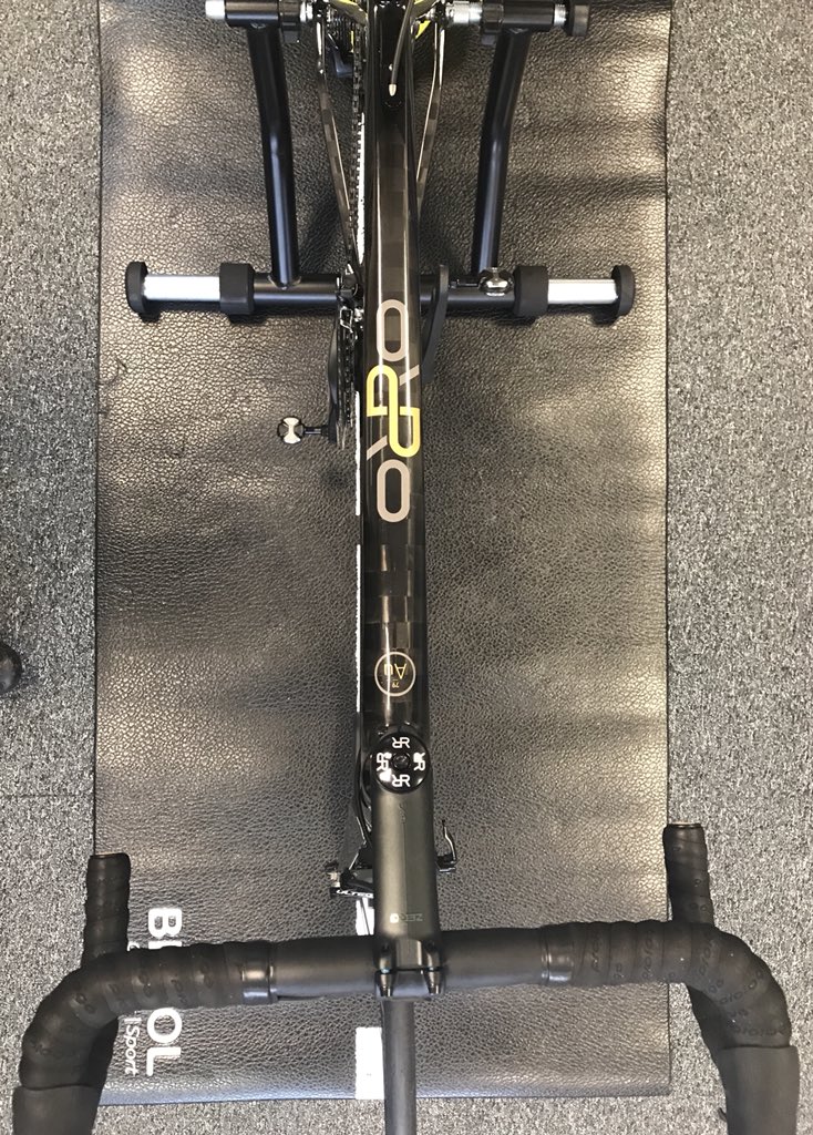 gpwhyte's tweet photo. Cycling #Gold for @gregjames on his @sportrelief #PedalToThePeaks with with his #ORRO Gold from the fabulous @IrideUK https://t.co/GEuDqVBqJQ