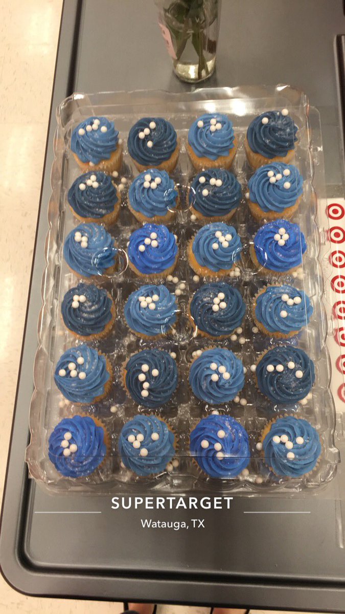 StandardAmanda's tweet image. #UniversalThread