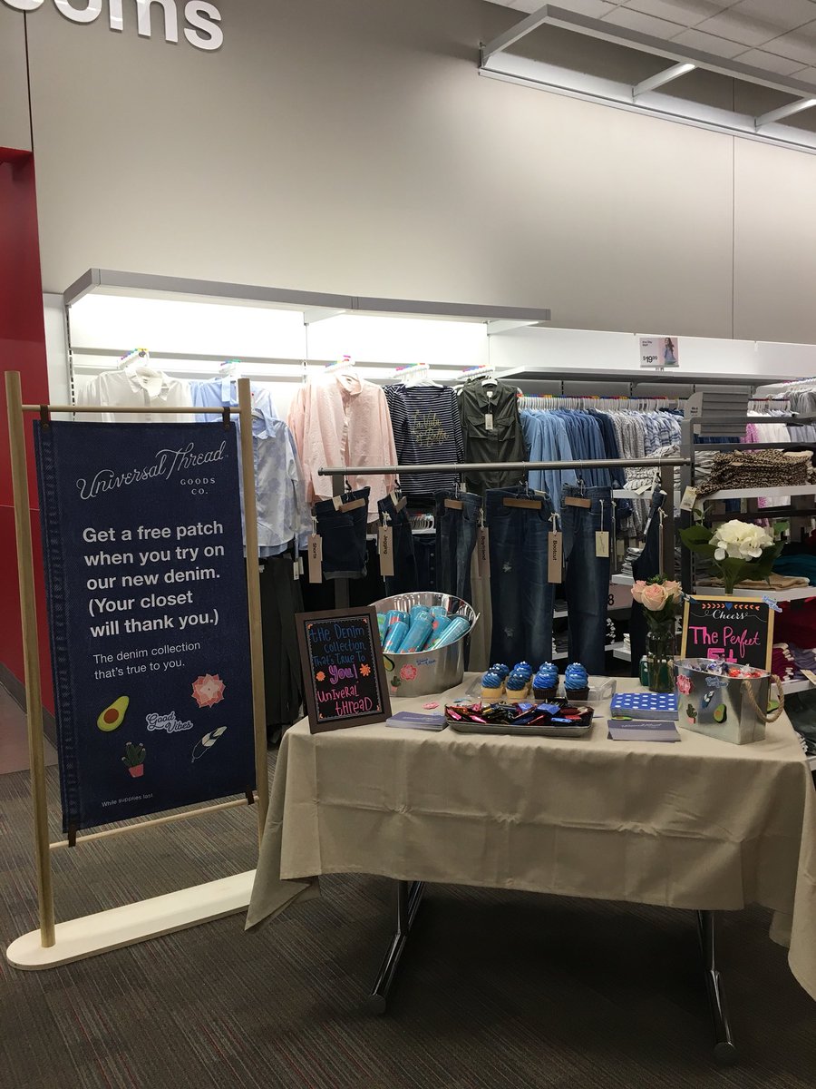 StandardAmanda's tweet image. #UniversalThread