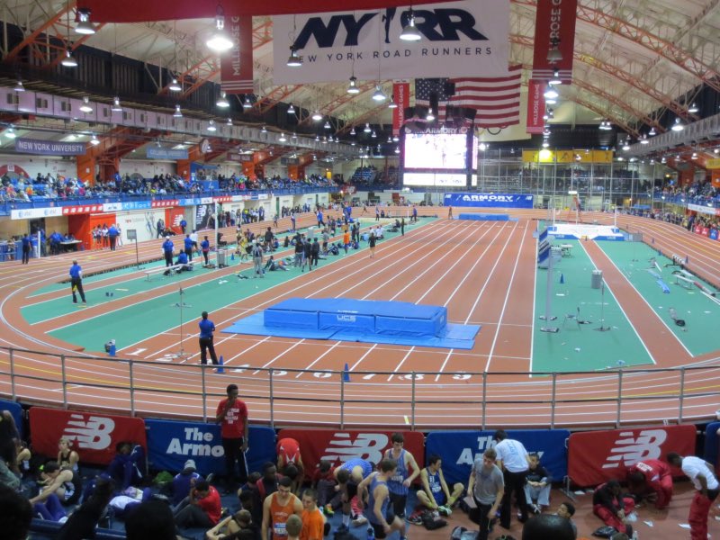D3Running's tweet photo. WATCH! @HCFords_Sports Dylan Gearinger wins the Men’s Mile in 4:12 followed by @FisherAthletics McQuade Milligan and James Felice both 4:16 for 2-3 at the @NYU_XC invitational 

➡️ https://t.co/O6rI9WvWNN https://t.co/mmhx5Spe7c