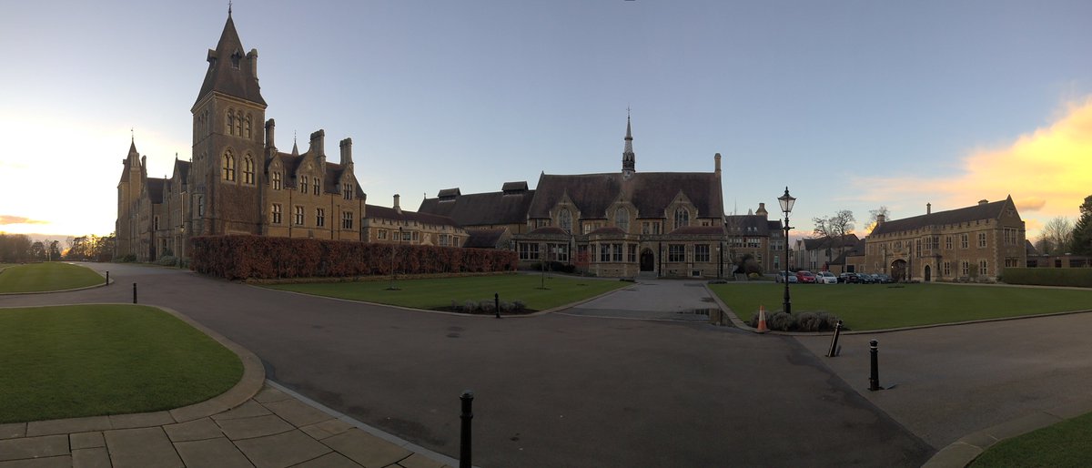 MrKeyseScience's tweet photo. Today's office #SPNCoaching with @TakeOnPhysics https://t.co/UWHAZ9ak0H