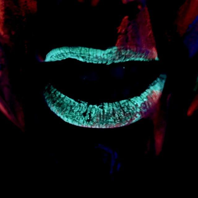 cedavision's tweet photo. Blue lips eclipse 💋
.
.
#MusicVideo #Music #Photo #Photography #Videography #Video #Africa #Dance #Lorena #Blue https://t.co/7golEHevc0 https://t.co/F3HioR8Pv1