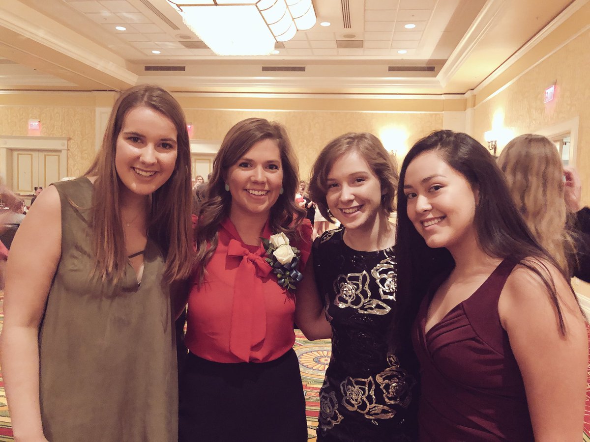 MsMcHistory's tweet photo. What a honor to be a part of Father Daughter Dance!! So grateful to work in such an amazing community!! Thank you for the wonderful night!! #blessedwiththebest #nerinxhall https://t.co/fC0nrNhOOI