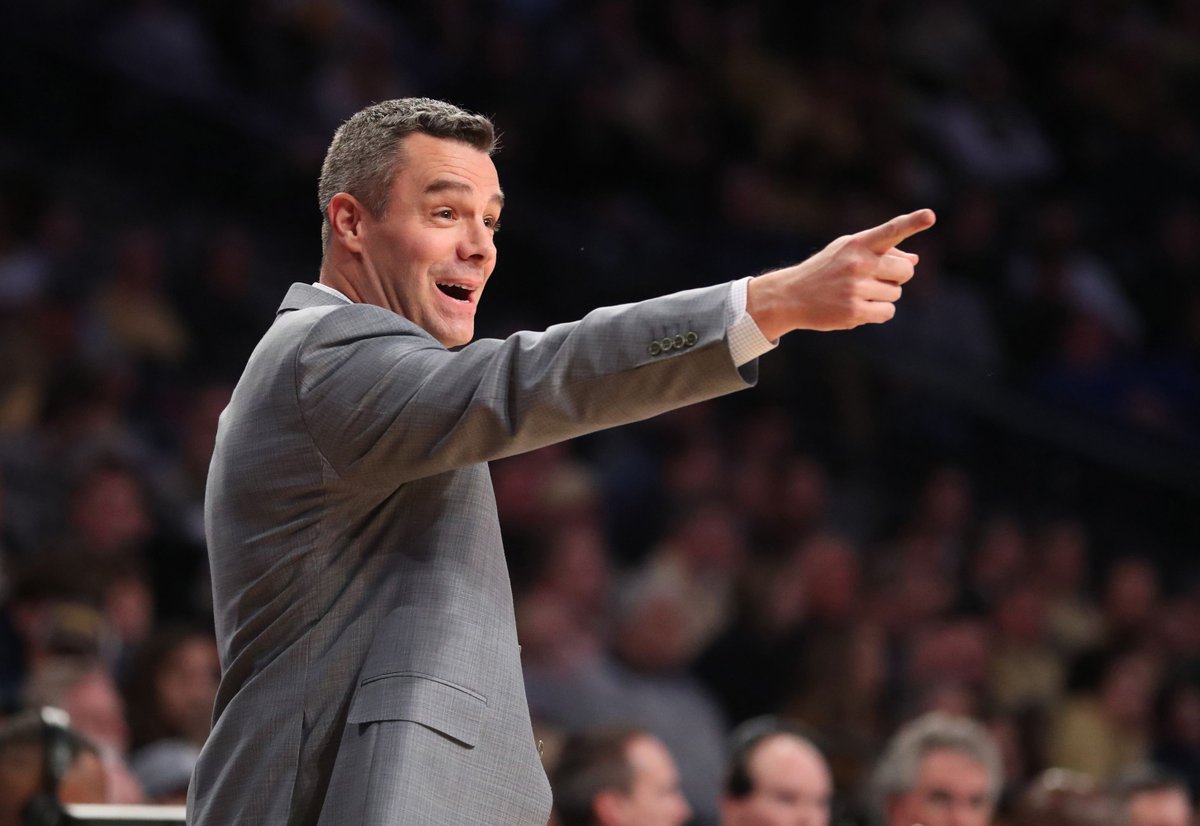 Streaking the Lawn tweet media