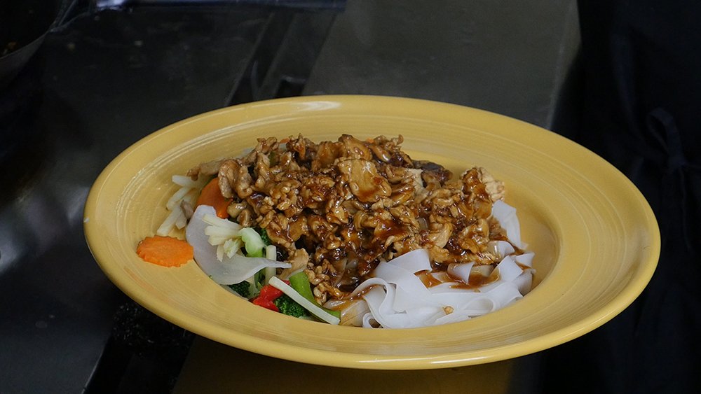 ParentingKnow's tweet image. Chicken Teriyaki - Food of Thailand. Watch video: dld.bz/gvEyM