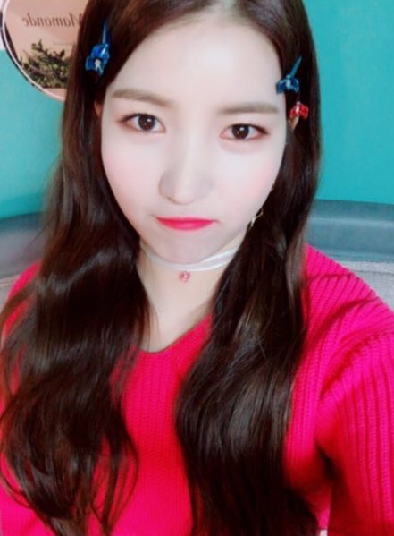 gf_eastern0116's tweet photo. 180212 @gfriendofficial official Kakao Talk account update!
https://t.co/VmQDbJXVeB
#GFRIEND #여자친구 #SOWON #소원
#여자친구_삼주년_축하해 #3yearswithGFRIEND https://t.co/gXNRLBl0Jx