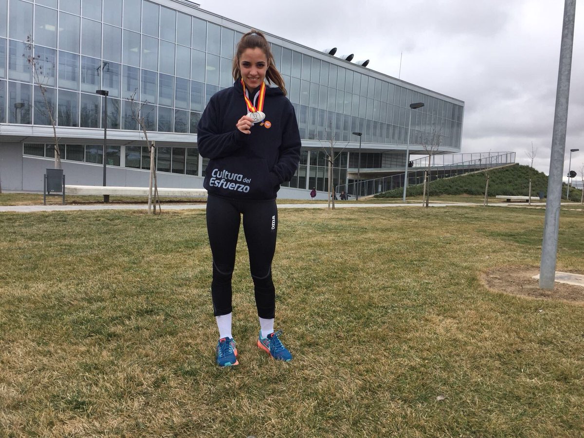 ProyectoFER's tweet photo. Medalla de plata para Andrea Verdú en los 60m lisos del Campeonato de España sub 23 de atletismo en Salamanca. https://t.co/KneMjJLUVH