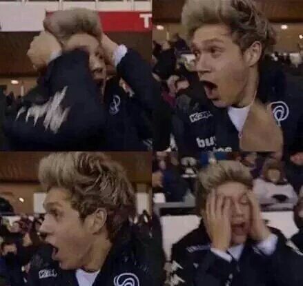 xdHEILY's tweet photo. When I see to @NiallOfficial on the tv https://t.co/8qm1KUgEQj