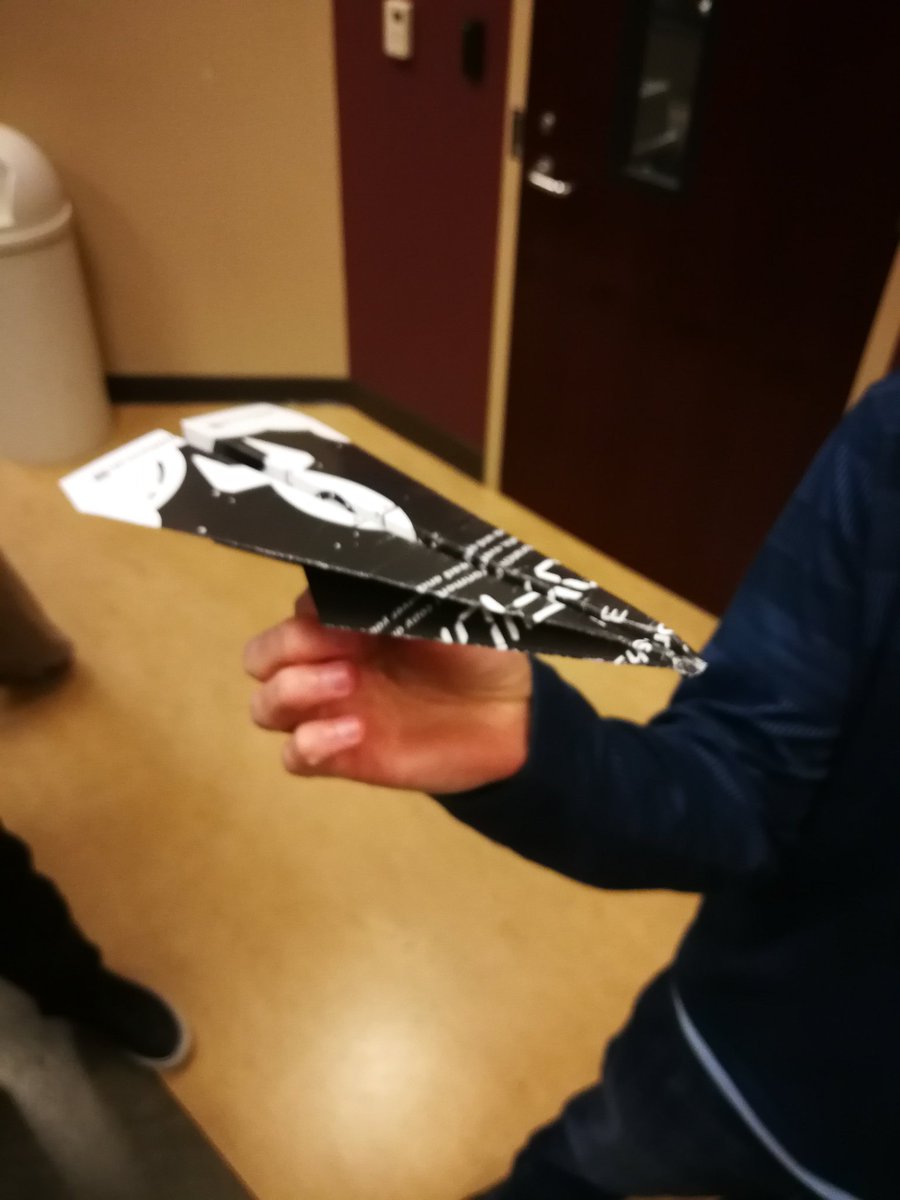 upsundotcom's tweet photo. Leading design with a flight time of 2:07 seconds by Nathan Hubbard.. #PyTennessee #pycon https://t.co/HVU4XlgGEe