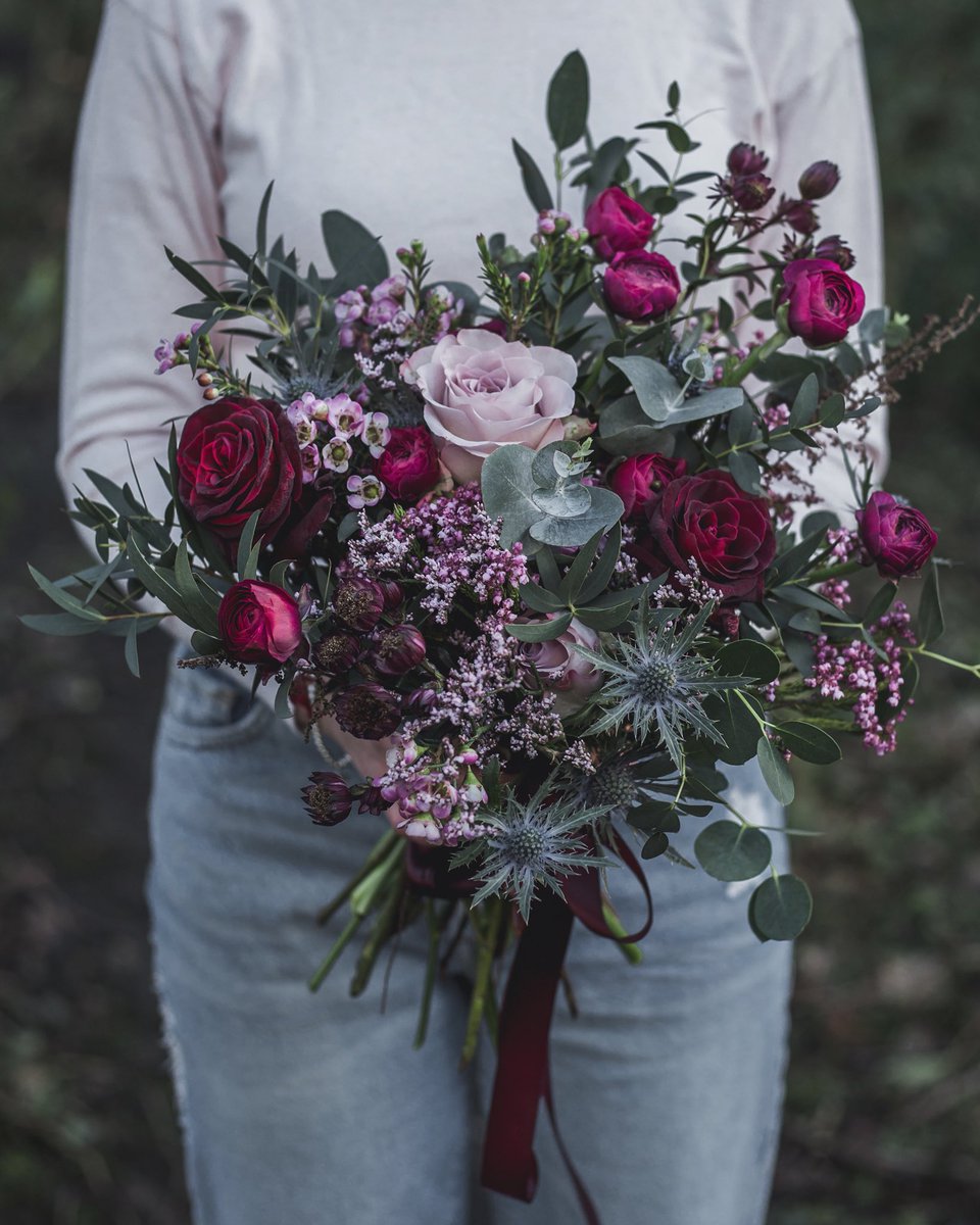 ofthe_wild's tweet photo. Today we ventured into the woods with the very talented @jamesthomasstanhope to capture some of our bouquets... 🌿
We are open tomorrow &amp; all week for valentines blooms or everyday floral goodies!
#sheffield #valentinesday #flowers #Sheffieldissuper https://t.co/BVAKjneFwv