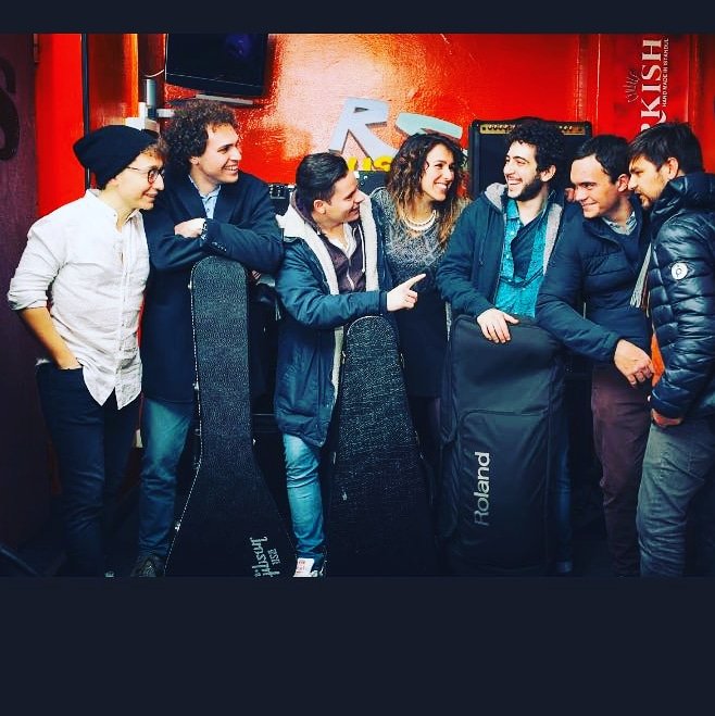 incoronatamilan's tweet photo. Pronti per martedì 13 febbraio ore 20.45 auditorium san Marco?!!! I No time e don Emmanuèl sì e ci aspettano!

#notime #concertorock #concertone #music #musica #lestellebrillanodigioia #musicastellare #oratoriodeichiostri #donemmanuel #gioiapura https://t.co/pzfKjrkHid