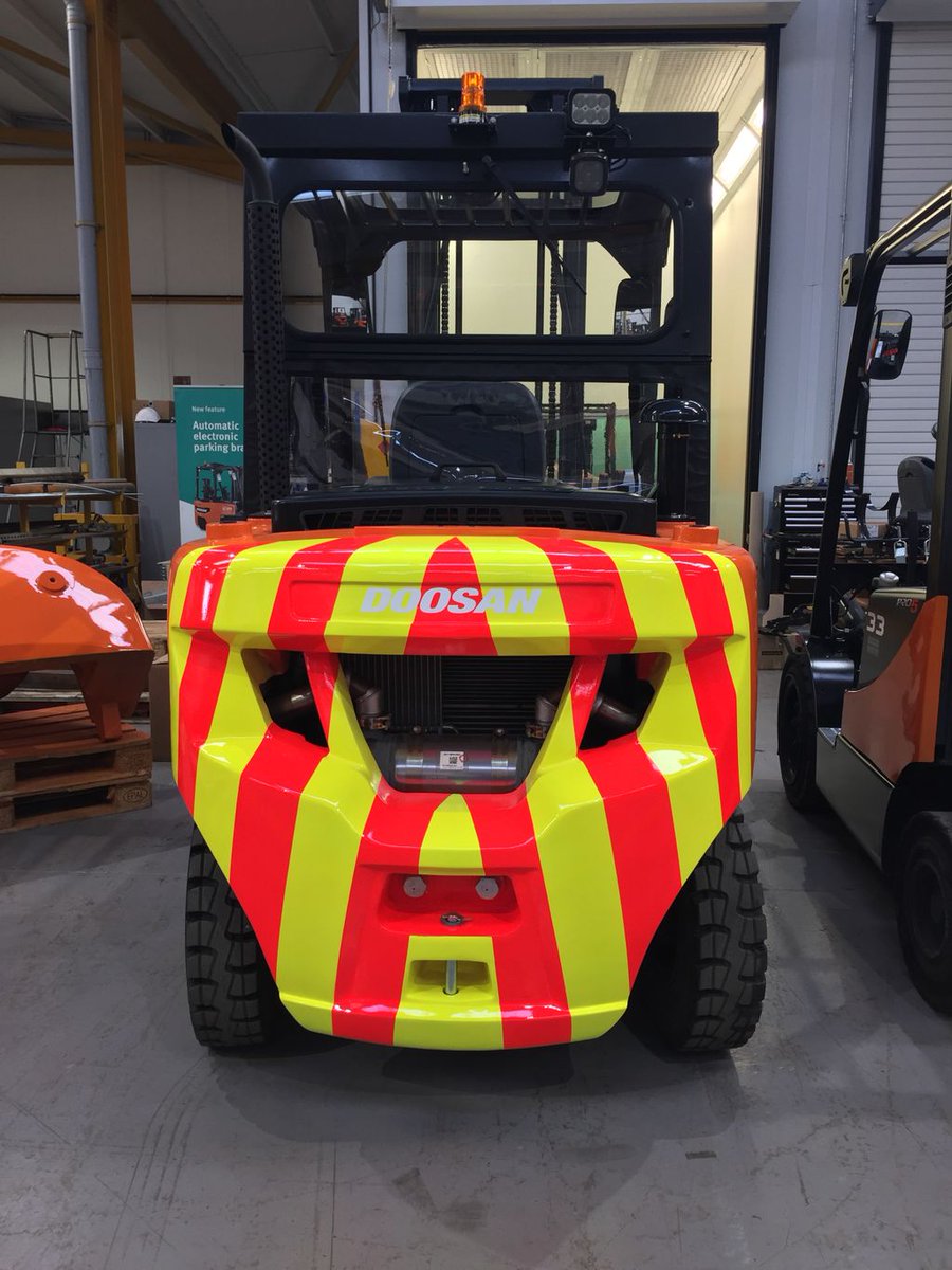 RT @_SCFTraining_: What a great paint job! #Forklift #HiVisibility