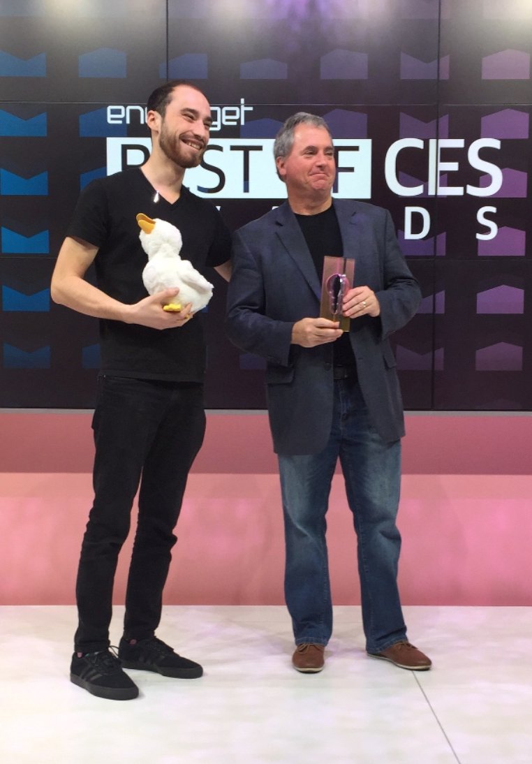 m1key661's tweet photo. #MySpecialAflacDuck takes home award at #CES2018 https://t.co/zldnYQGdKx https://t.co/DdUJlYO3aS