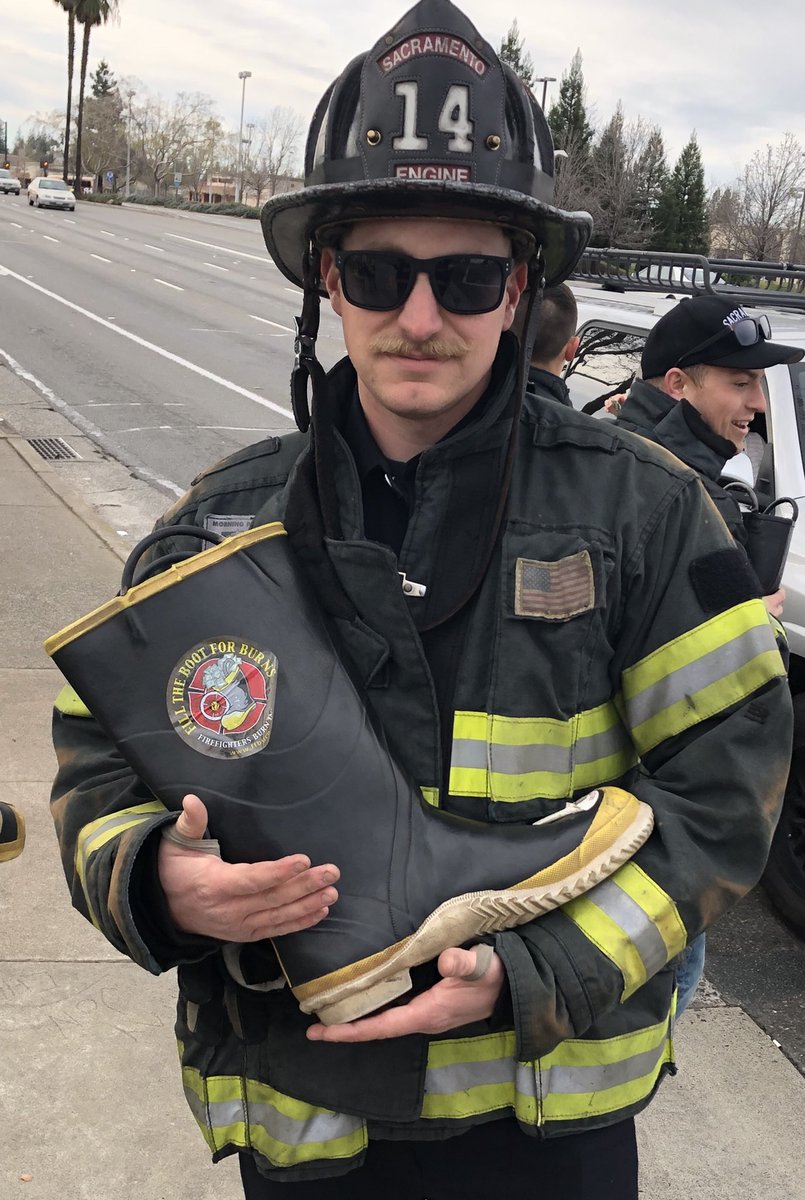 Sacramento Fire Department tweet media