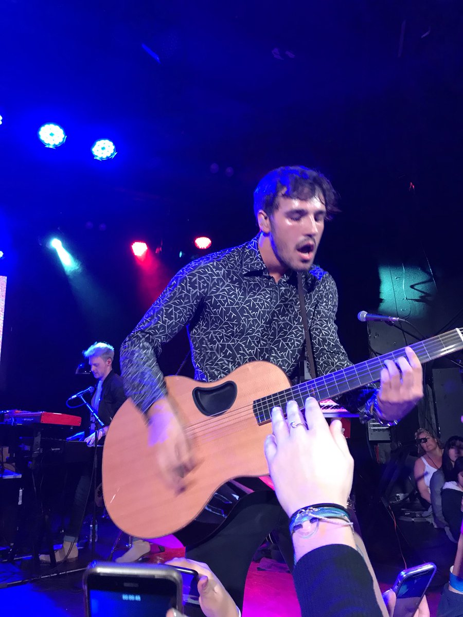 February 2:Jacob performing at The Roxy in Los Angeles, California (Via <a href="/bwaydani/">Ali Al Bwaydani</a>)