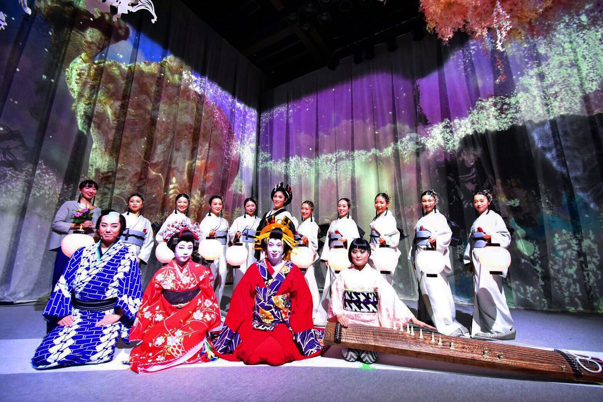 asuka_koto's tweet photo. Thank you for coming!
『春の縁遊会 enDesign×Flowers by NAKED』
お越し頂きました皆さまありがとうございました!
enDesignさんNAKEDさん、五感が刺激される素敵な空間で演奏させて頂き幸せでした。ありがとうございました!
@ouenza1 @NAKED_STAFF
#日本一早いお花見 #endesign #frowersbynaked https://t.co/rgNMS5Xpif