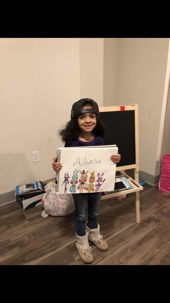 What’s up <a href="/NightsAtFreddys/">FiveNightsAtFreddy's</a> ...my youngin is a huge huge fan of the show. She asked me to tweet y’all. Please RT so I can look like a cool Dad who knows the plug.