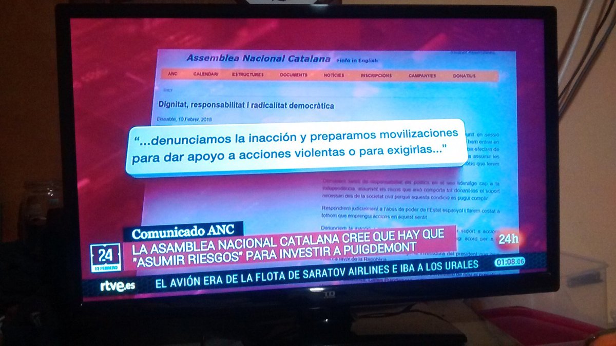 BeatrizTalegon's tweet photo. Inaudito. Traducen “acciones valientes” como “acciones violentas”. El comunicado oficial de la @assemblea dice acciones VALIENTES. En @tve_tve @La1_tve lo traducen como VIOLENTAS https://t.co/PlYFmSVShY
