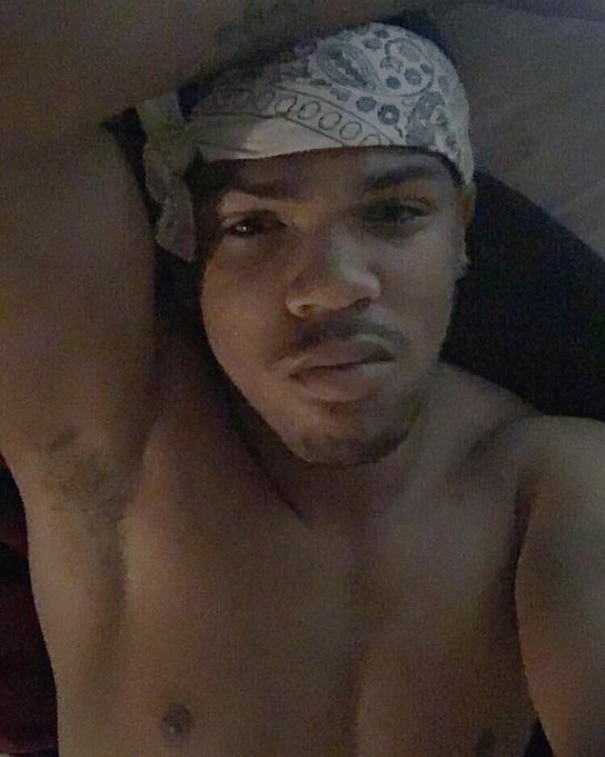 Fuck it I&rsquo;m back Can&rsquo;t stay away too long  Back to work 🎶🎶🎶 https://t.co/klXq60G3PX<a href="/tag/venccihendrix"class="tags"><span>#venccihendrix</span></a>