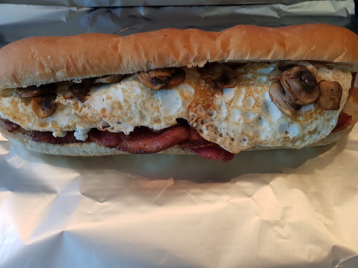 bornnbread4b's tweet photo. #fridaychallenge 
Who can beat this bad boy?! https://t.co/kxFHmRlBbR