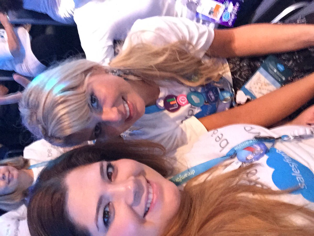 CherFeldman's tweet photo. @SelinaSFDC @SofMata @davidgiller @mjlupino @RoyGilad @timlockie2000 @JustAGirlyGeek @adamkramer @SaaSy_Sistah @RealGeekySFDC @UmairSF @ScottTSearle My second ‘salesforce friend’ I met at #DF06 at an analytics presentation. None other than the lovely @crmsalesgem. 11.5 years later still #besties https://t.co/Z5Hwqxvfq0