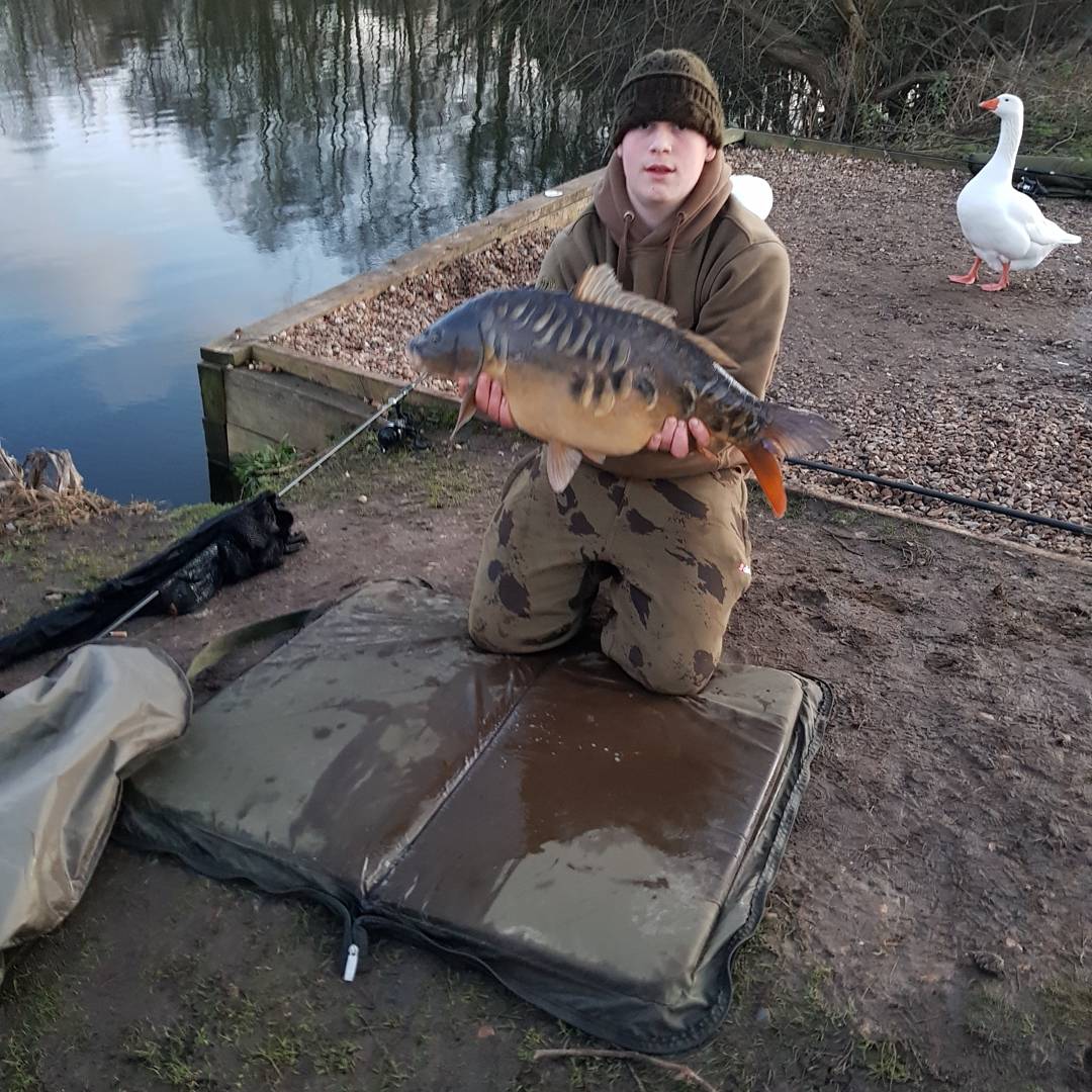 oconnor_franco's tweet photo. Great 36 hours at farlows lake and my new pb of 20lb @TeamMainline @mark_pitchers @KordaOfficial @FarlowsLake https://t.co/jfh7XT0qdR