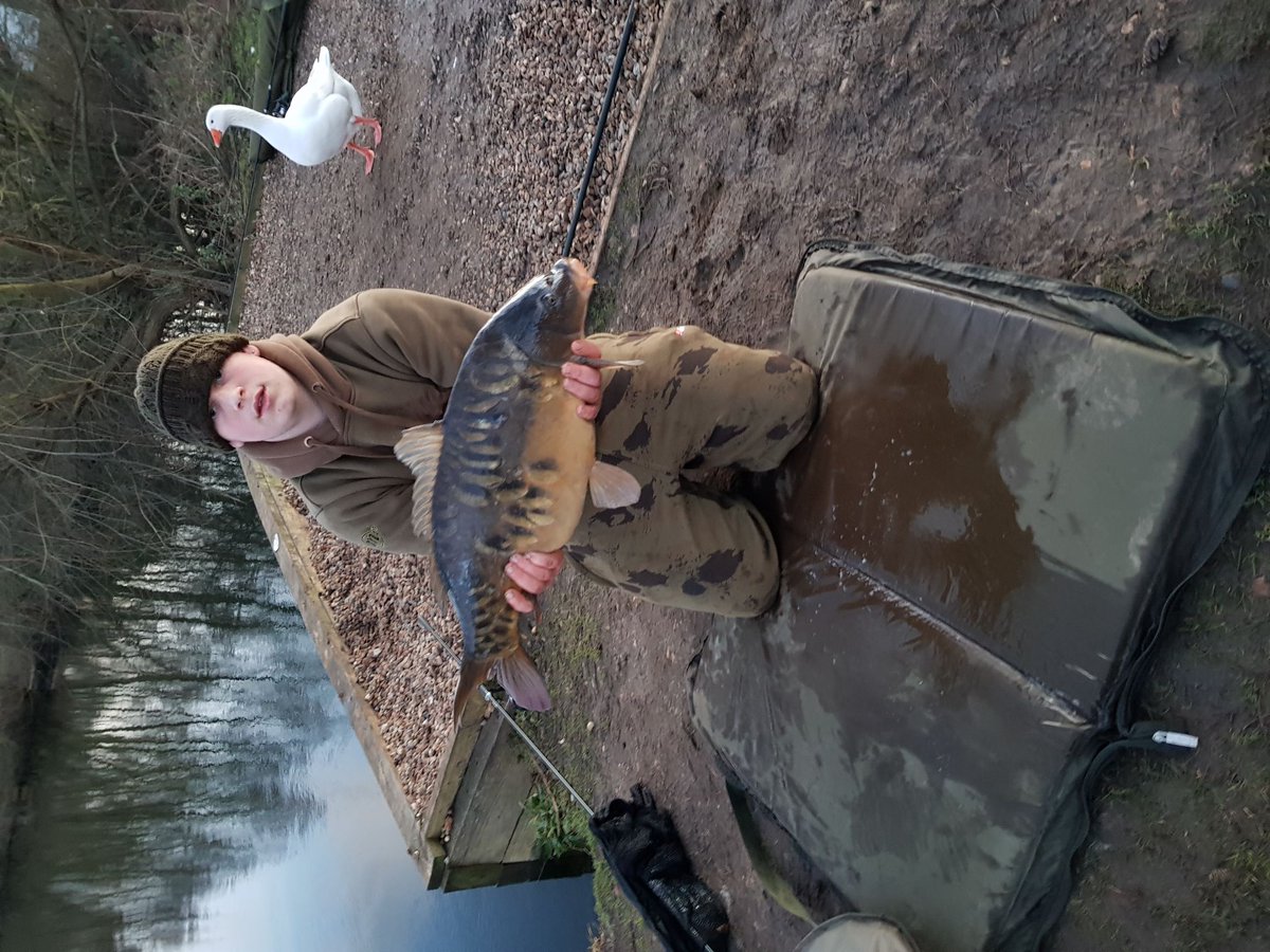 oconnor_franco's tweet photo. Great 36 hours at farlows lake and my new pb of 20lb @TeamMainline @mark_pitchers @KordaOfficial @FarlowsLake https://t.co/jfh7XT0qdR